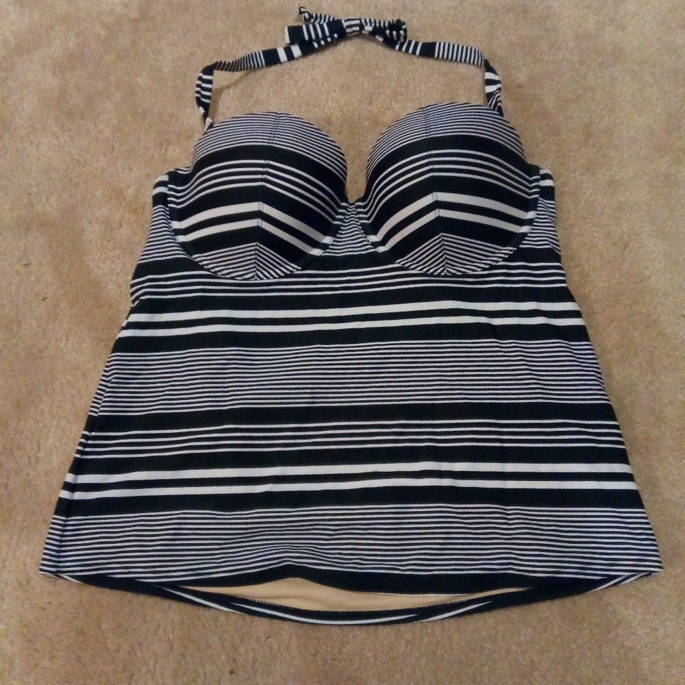 Old Navy Women's Tankini Swim Top Size XXL